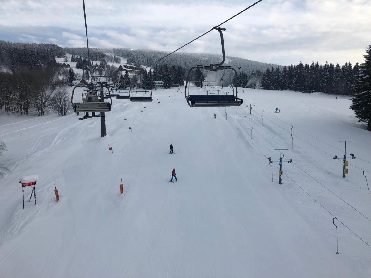 Apartman Roky 6 Rokytnice nad Jizerou Exteriör bild